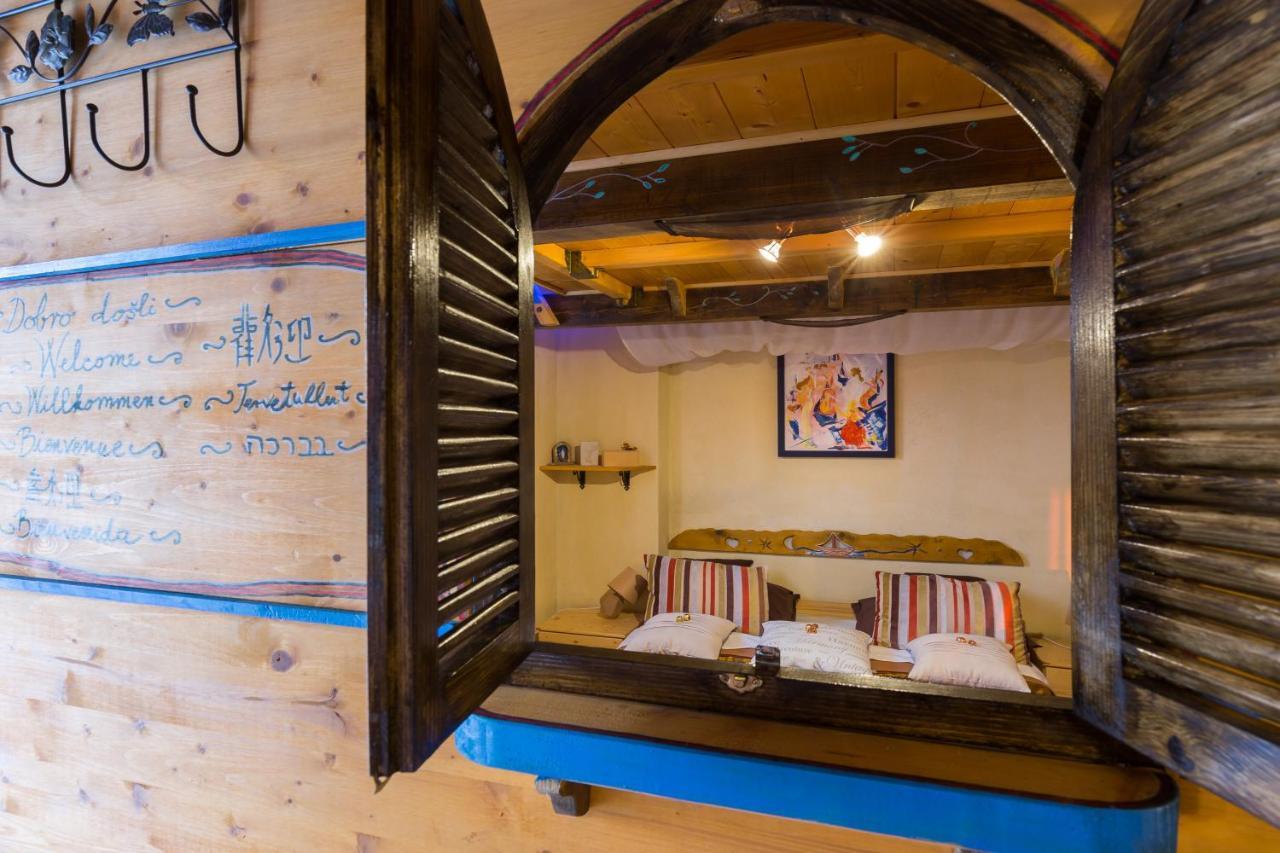 Holiday Home Lazustina Paradise Mihanici Esterno foto